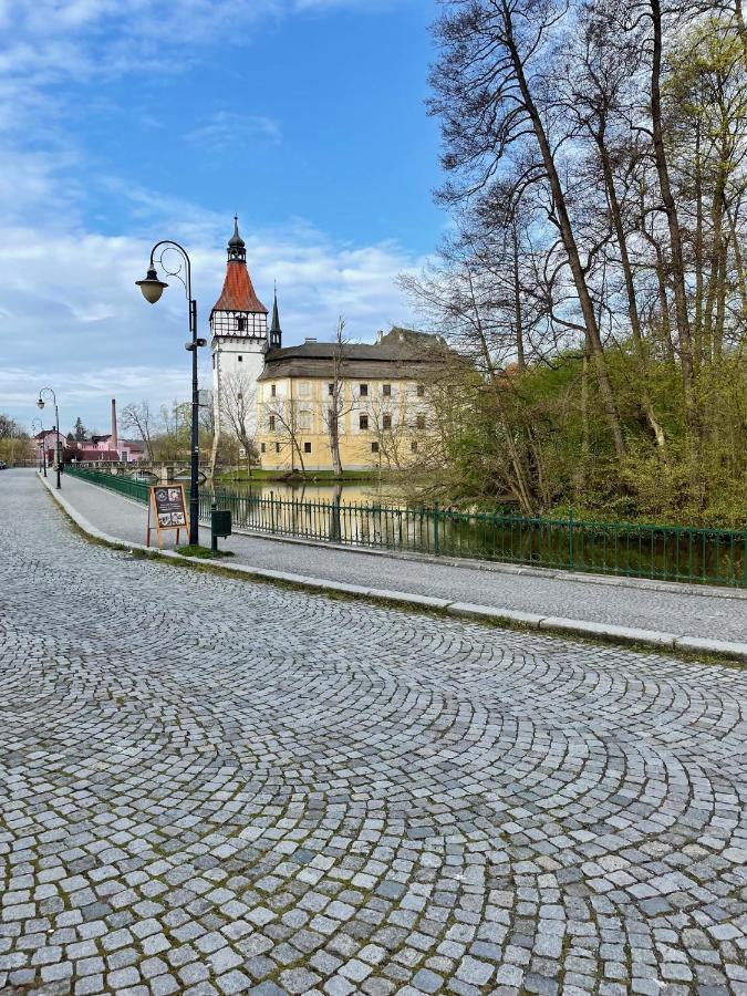 Apartmany V Podzamci V Blizkosti Zamku Blatna Bagian luar foto