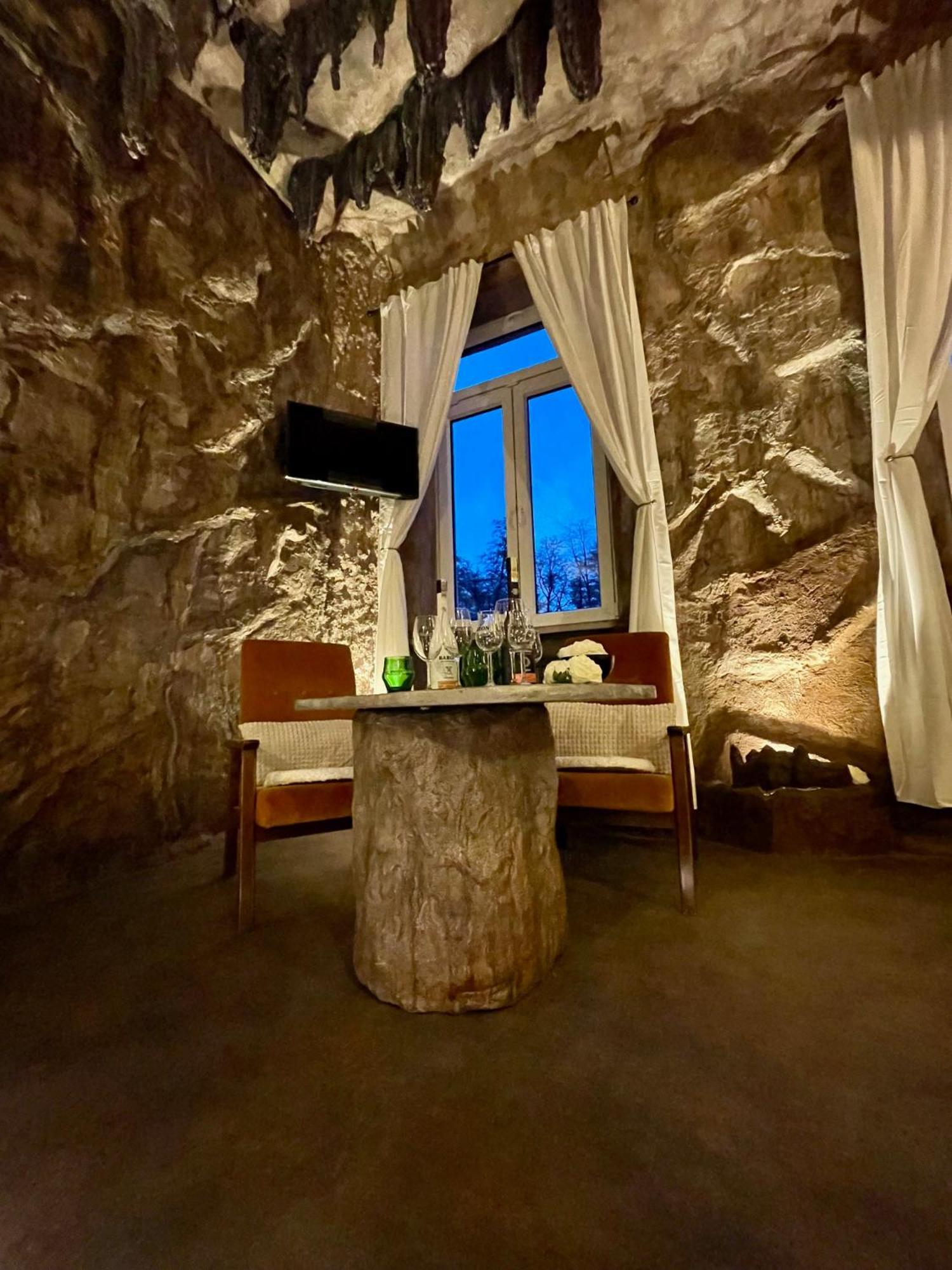 Apartmany V Podzamci V Blizkosti Zamku Blatna Bagian luar foto